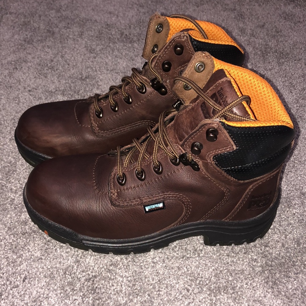 Timberland pro power, fit women’s waterproof boot, size 7 wide